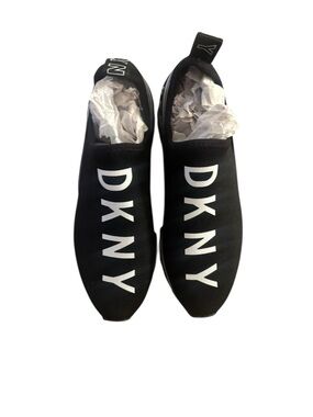 DKNY Women’s Black Slip-On Sneakers NWOT Size 5M